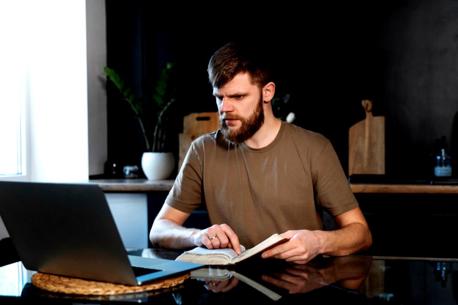 Financial planning workspace with documents and calculator